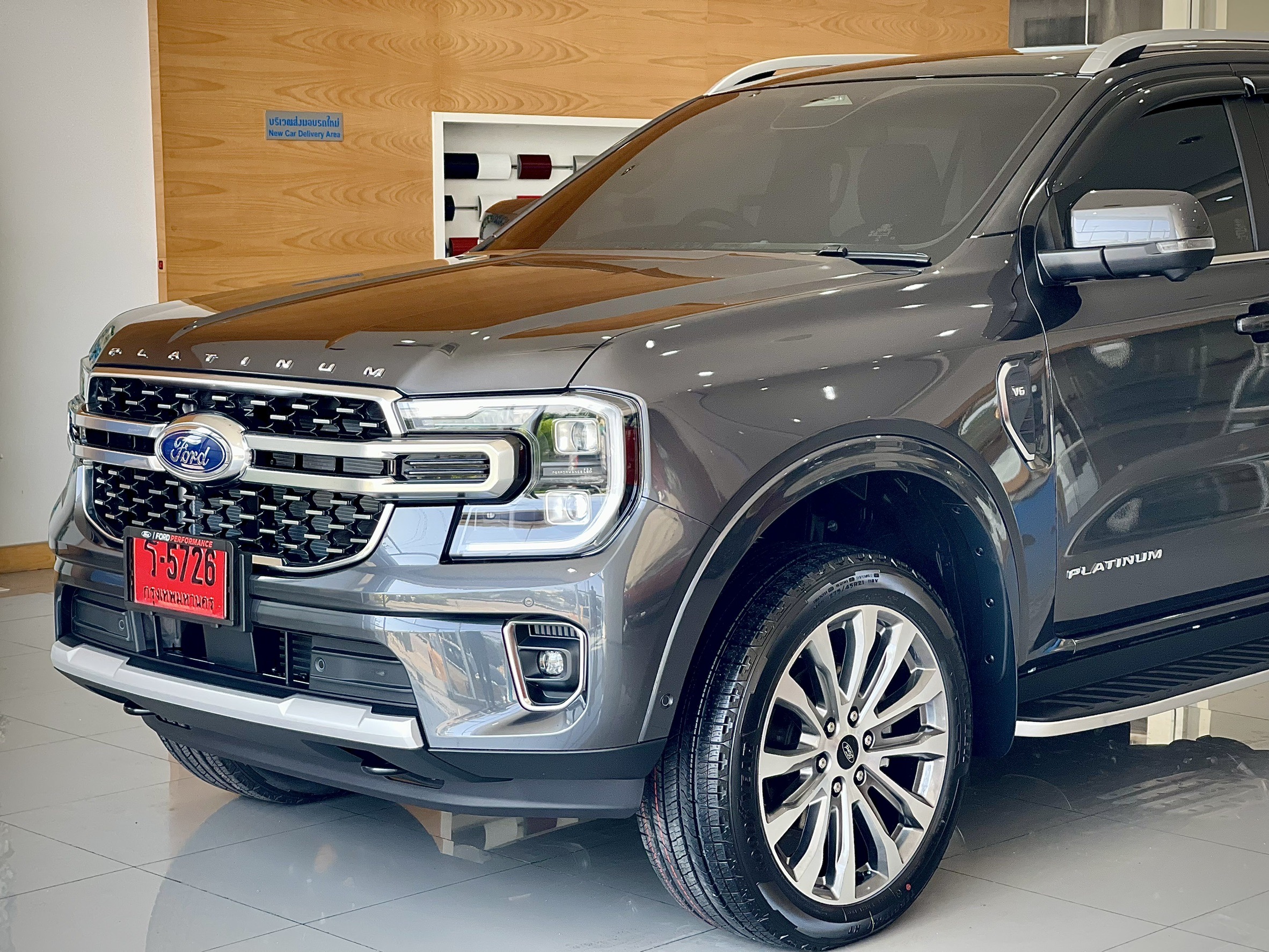 ส่งมอบ ส่งมอบรถ Ford Everest Platinum 3.0L V.6 ภาพที่ 1 จาก Fordgoodpro